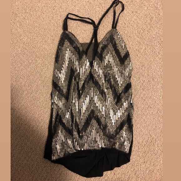 Cross Back top - Picture 1 of 1